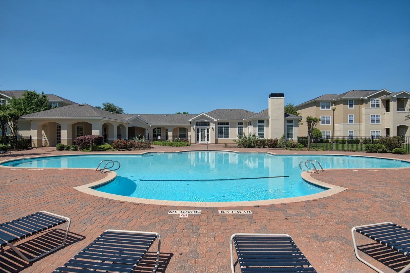 View Photos Matthew Ridge Apartments