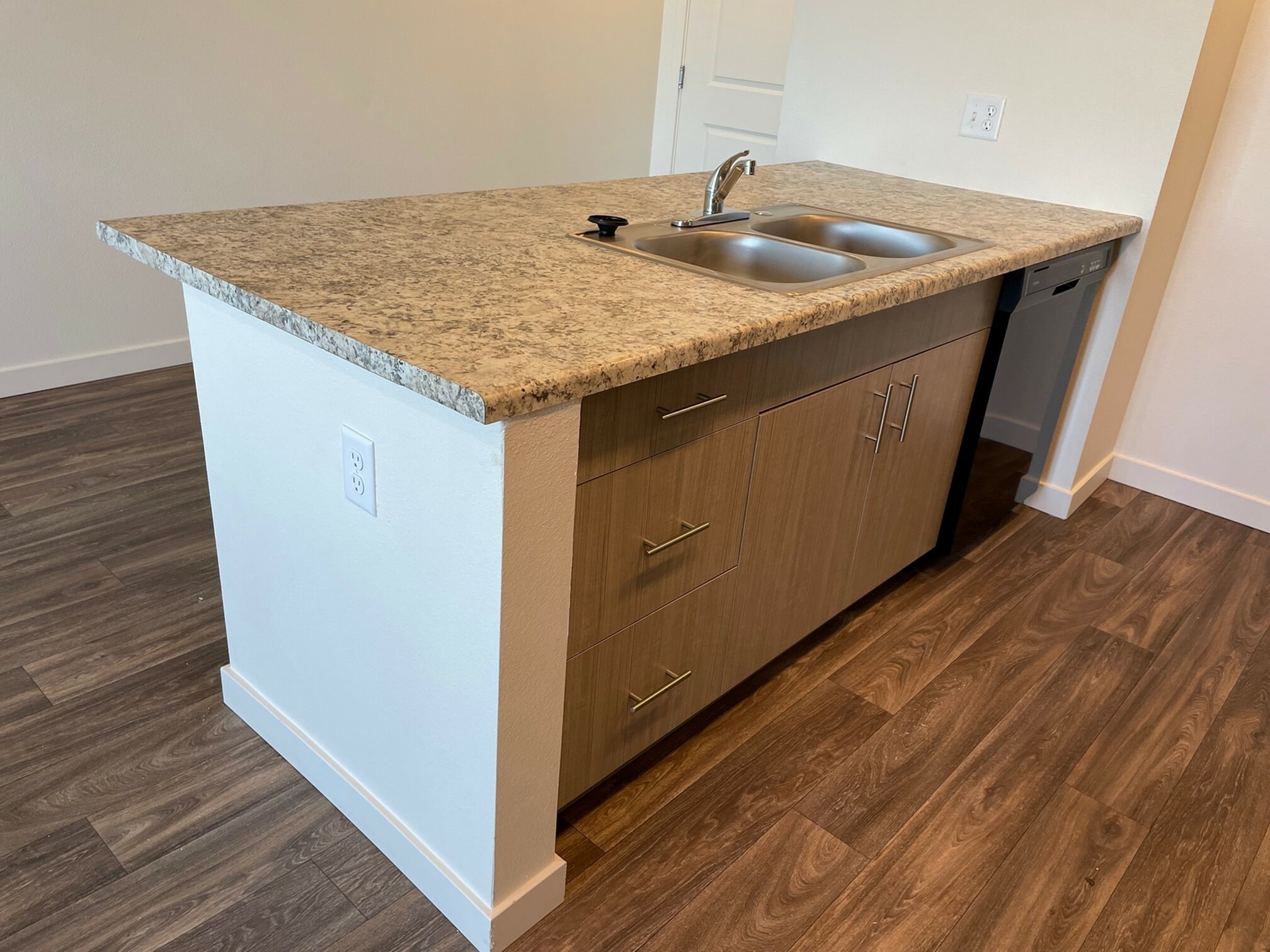 View Photos Academy Heights Apartments