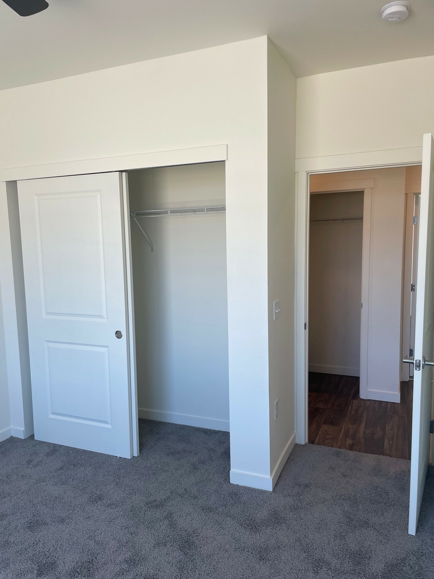 View Photos Academy Heights Apartments