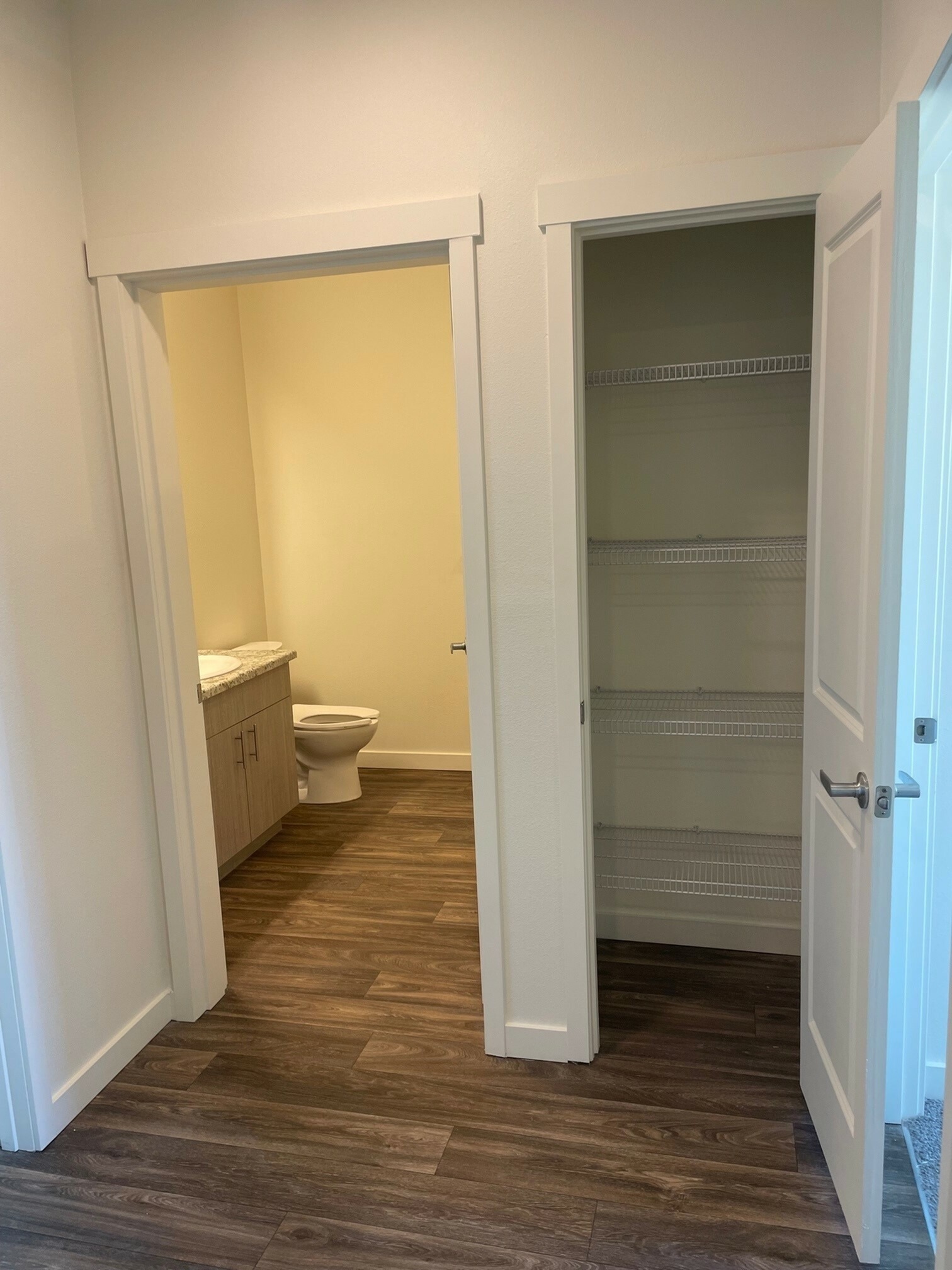 View Photos Academy Heights Apartments