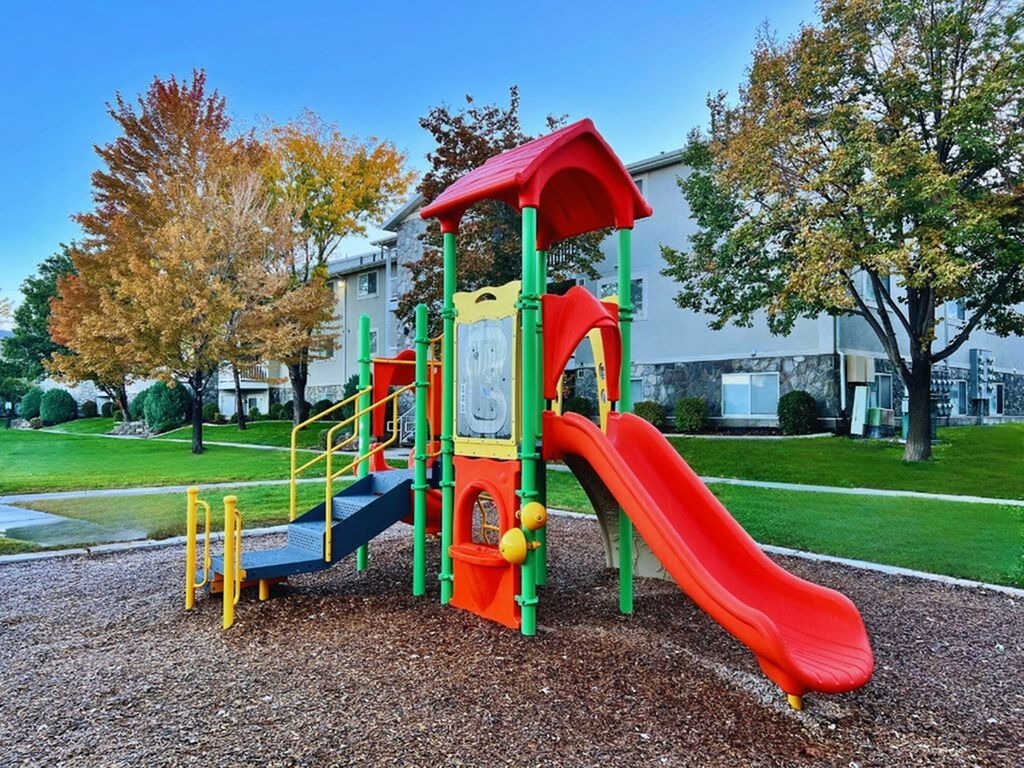 Photos & Tours Windmill Cove Apartments in Sandy, Utah