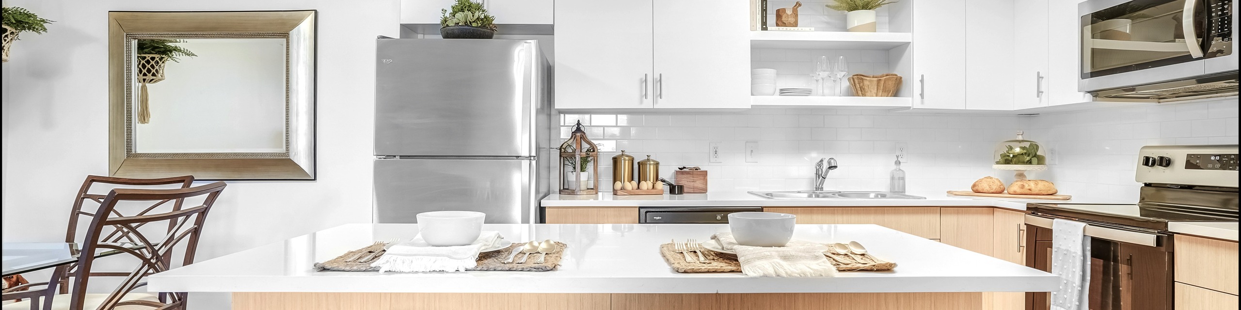 Kitchen Island l Apartments l Roy, UT