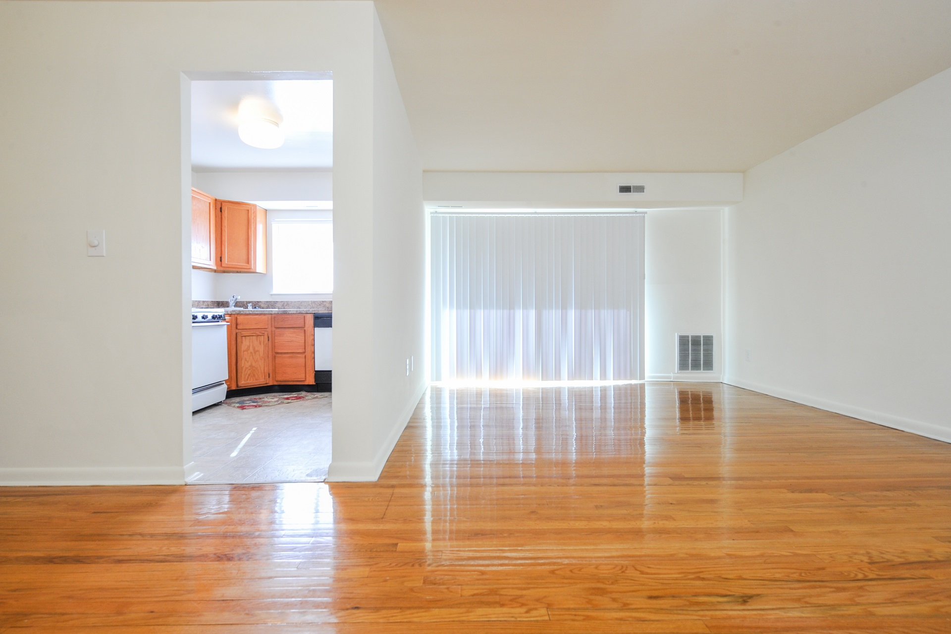 View Photos Montrose Manor