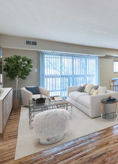 Walker Manor Living Room/Balcony