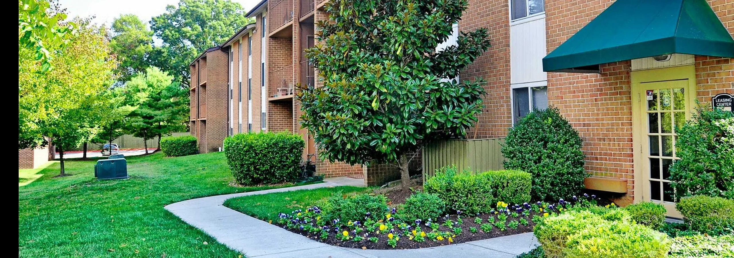 Belmont Park Apartments