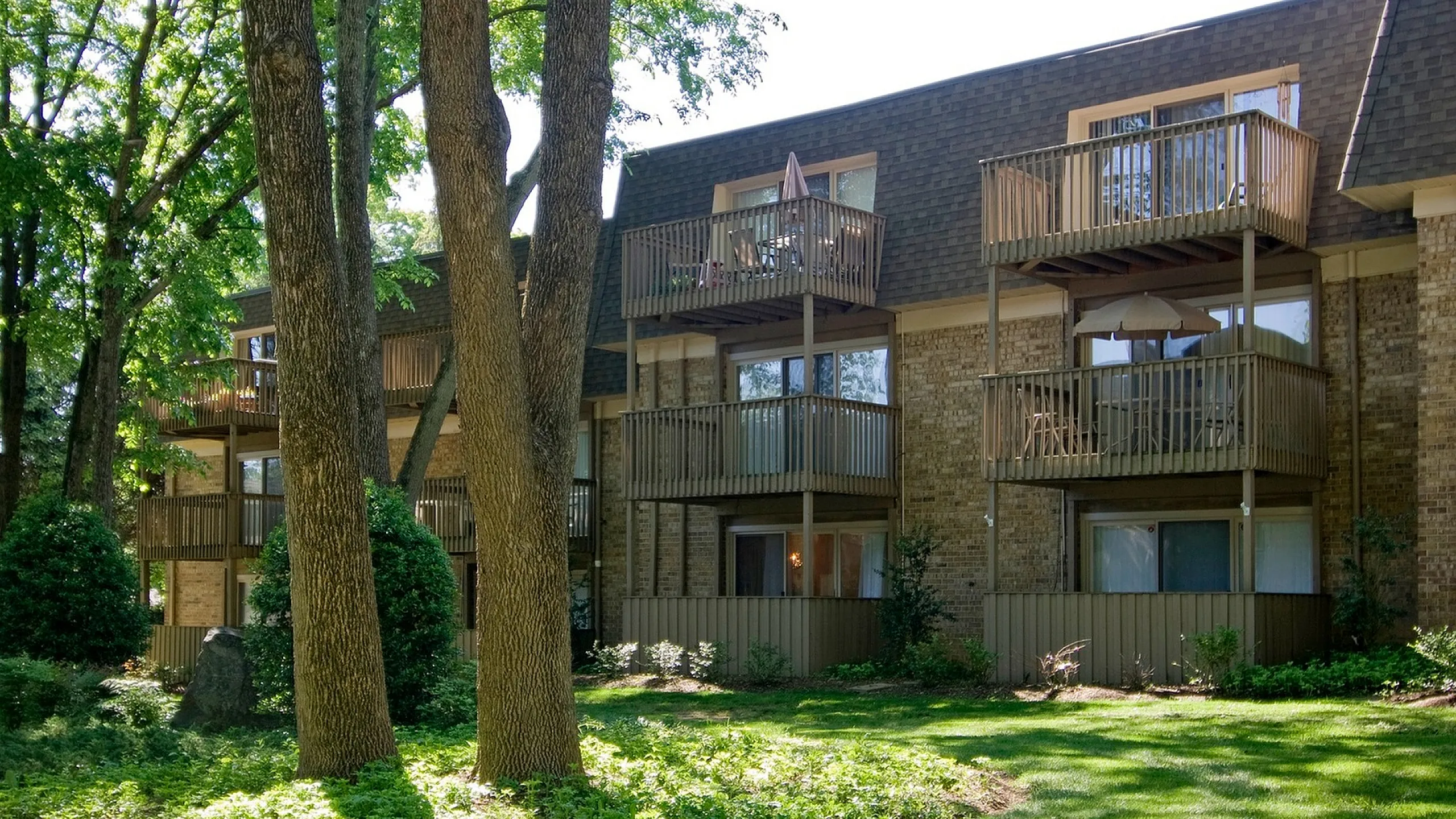 Hamlet West Apartments and Townhomes