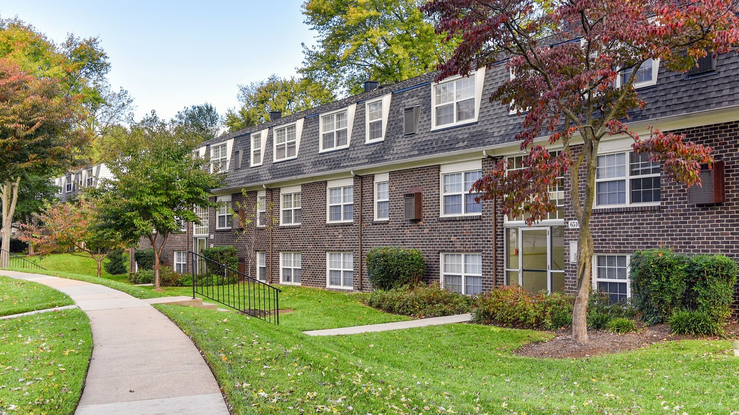 Park Crescent Apartments