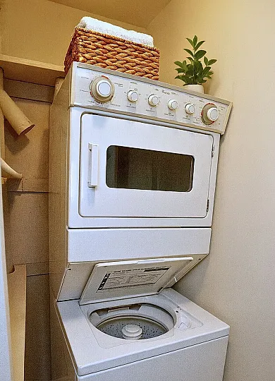 kenley square stackable white washer and dryer