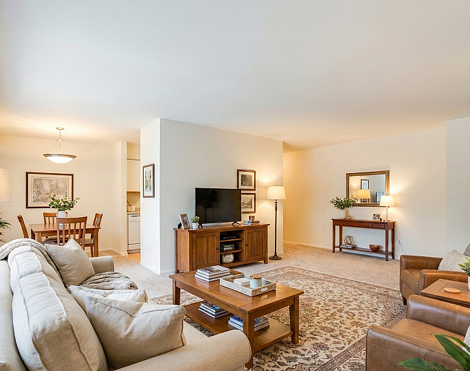 Applegate Apartments Living Room