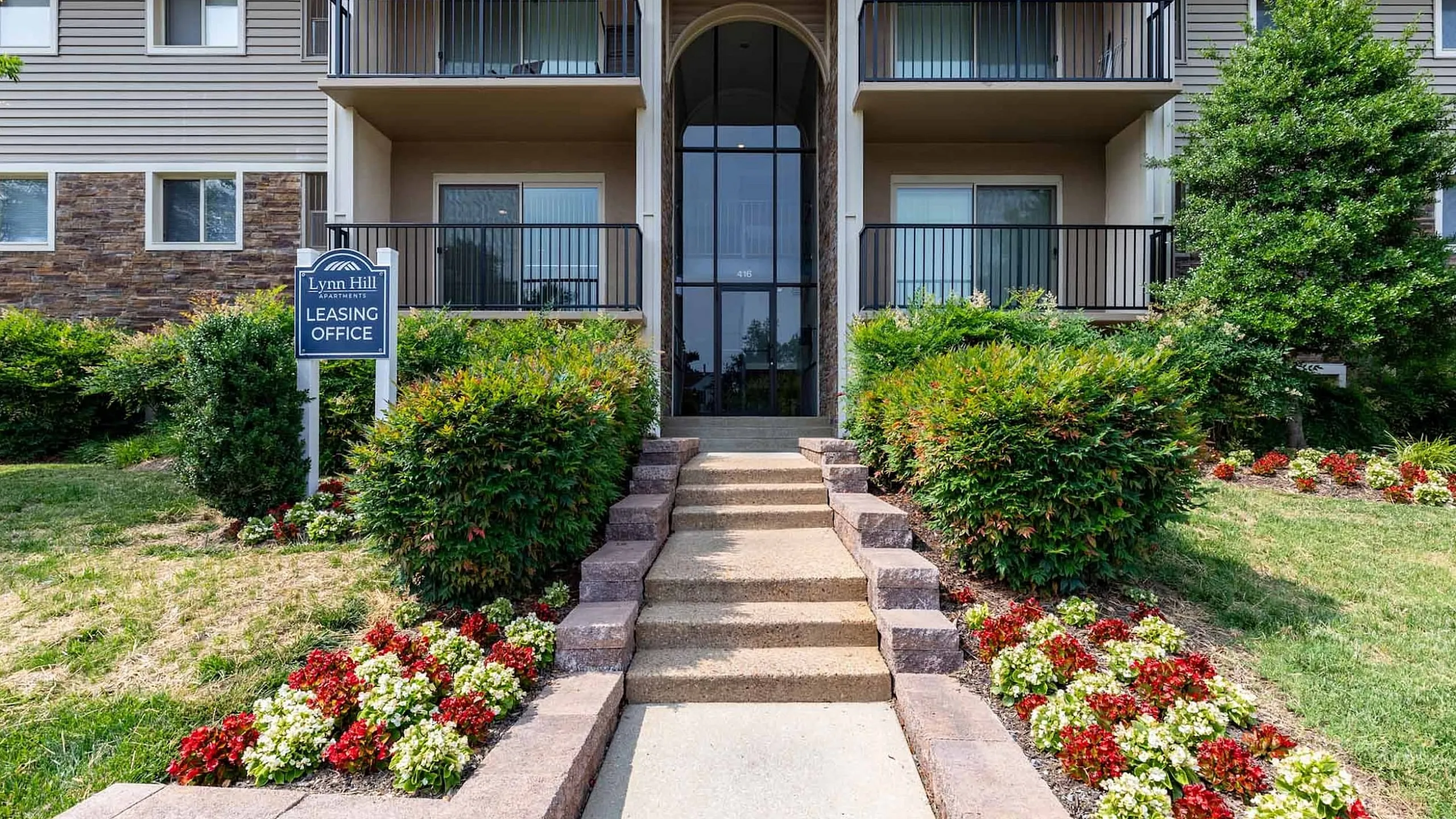 Lynn Hill Apartments