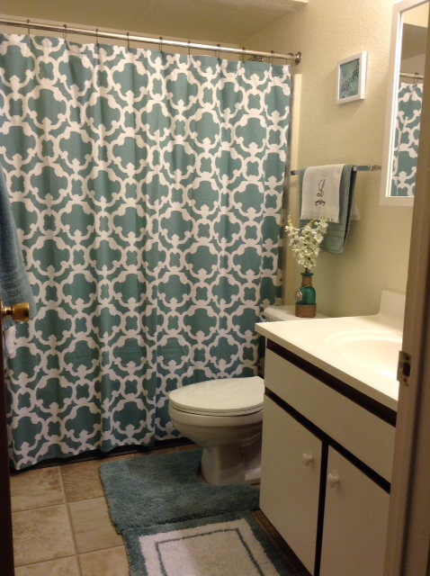 Two bedroom JNCO bathroom | watertown ny apartments