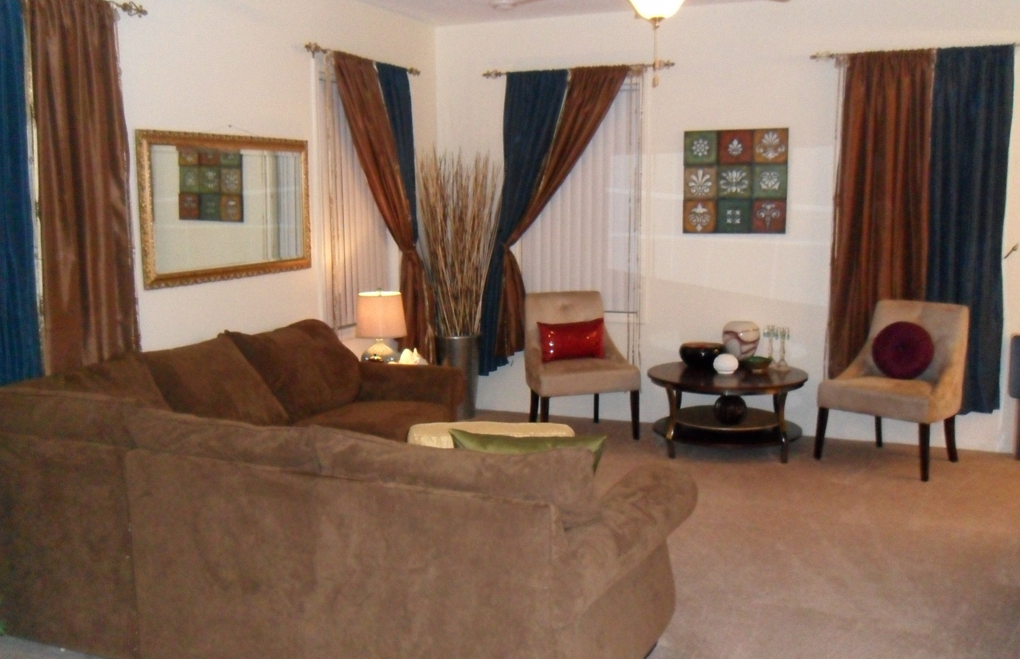 Four bedroom SNCO living room | fort drum apartments