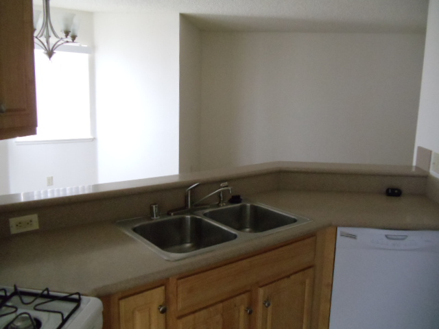 Rental houses by Los Angeles AFB, Los Angeles, CA