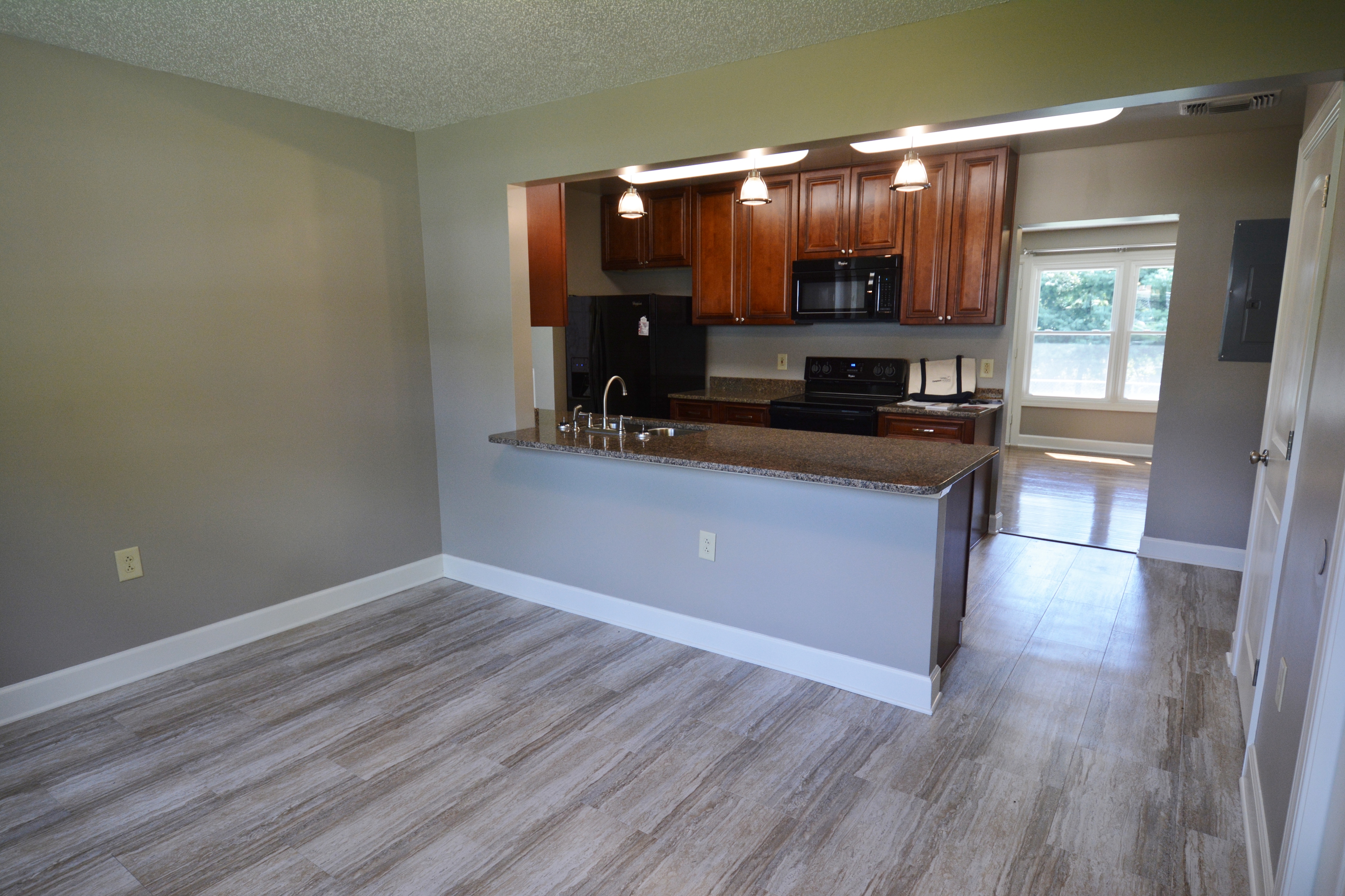 Elegant Kitchen | Apartments in Fort Campbell, KY | Campbell Crossing