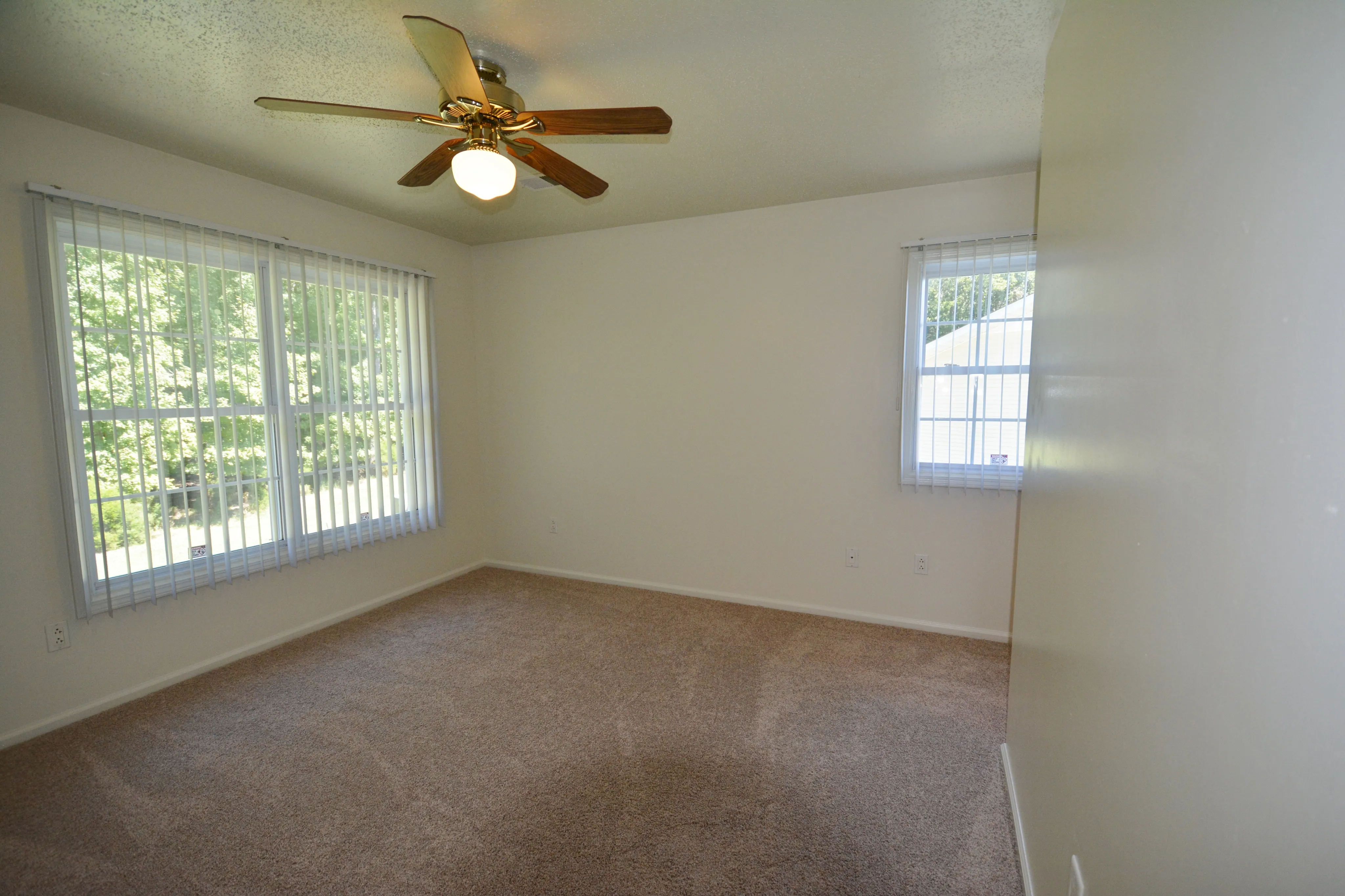 Spacious Bedroom | Fort Campbell KY Apartment Homes | Campbell Crossing