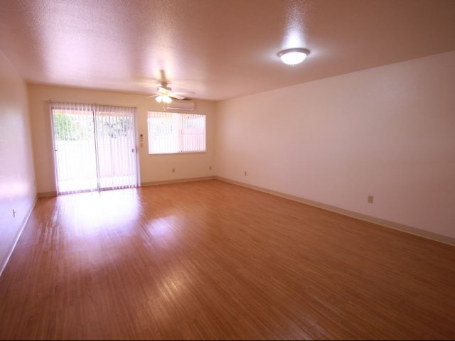 2-Bedroom floor plan in Helemano, single story townhome, spacious living room