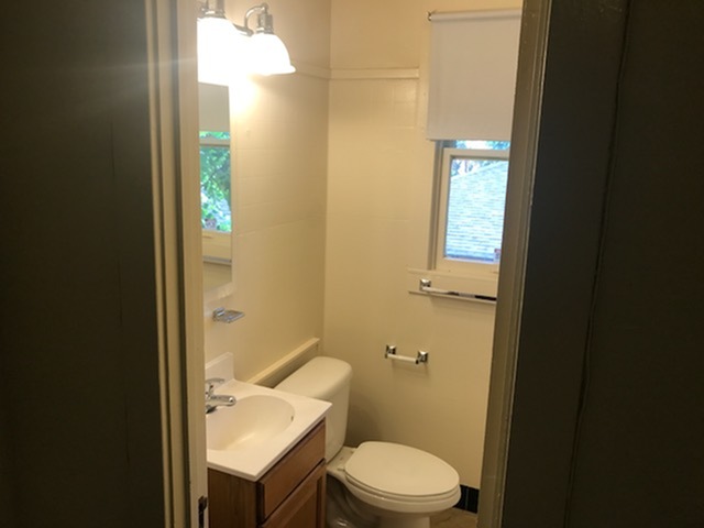 Bathroom | Hickam AFB Housing | Hickam Communities