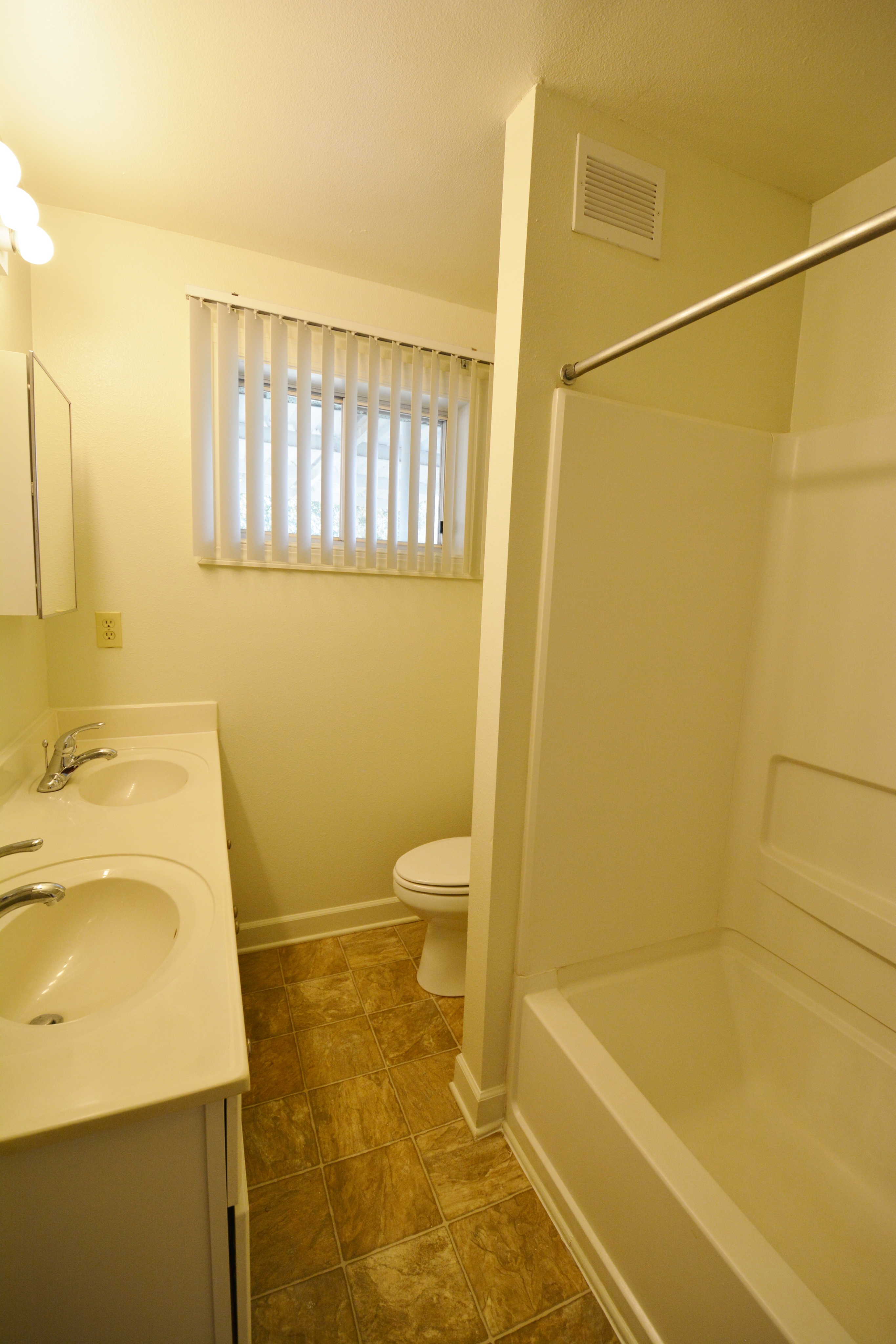 Elegant Bathroom | Apartments in Fort Campbell, KY | Campbell Crossing