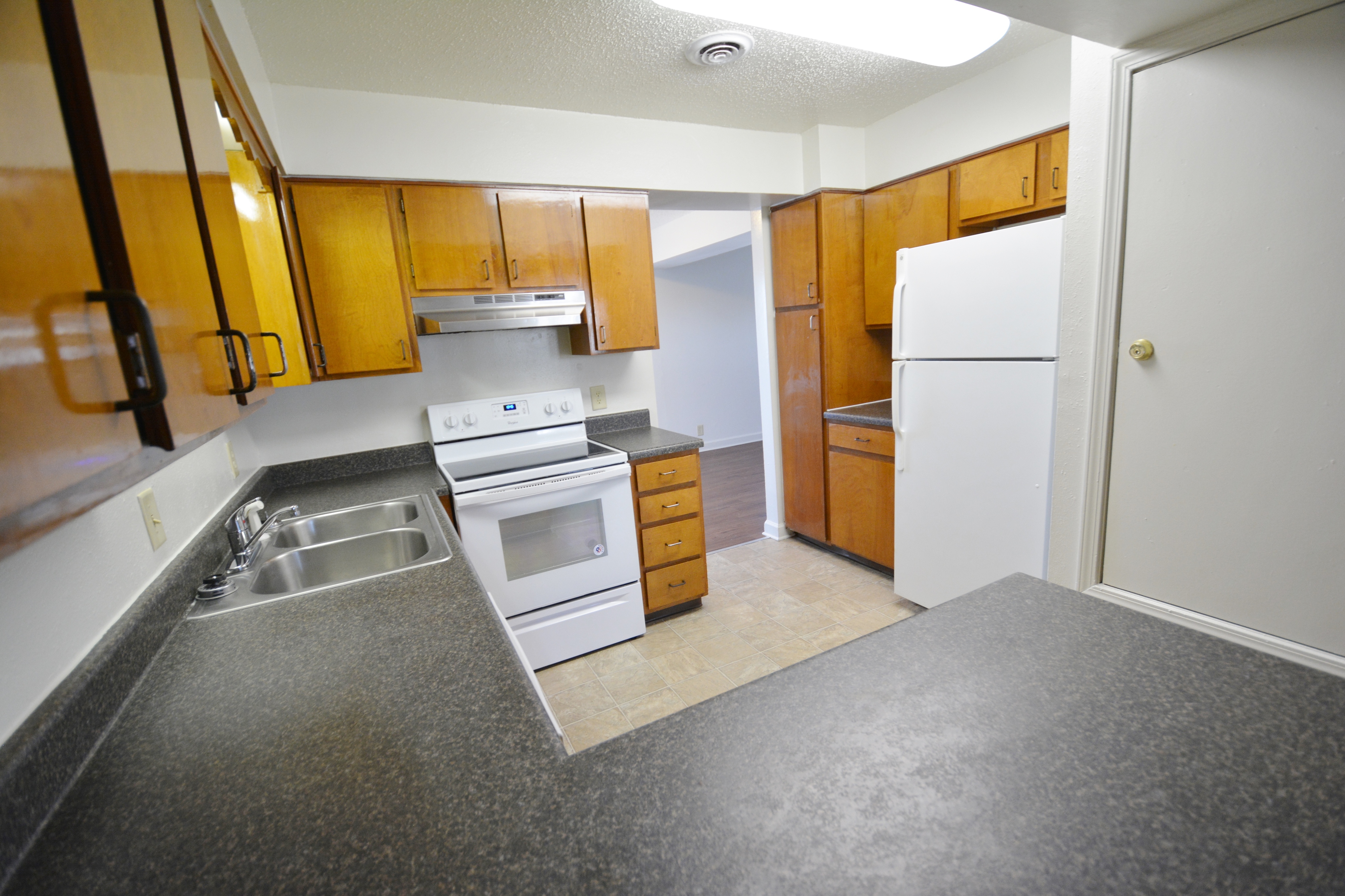 Modern Kitchen | Fort Campbell KY Apartment For Rent | Campbell Crossing