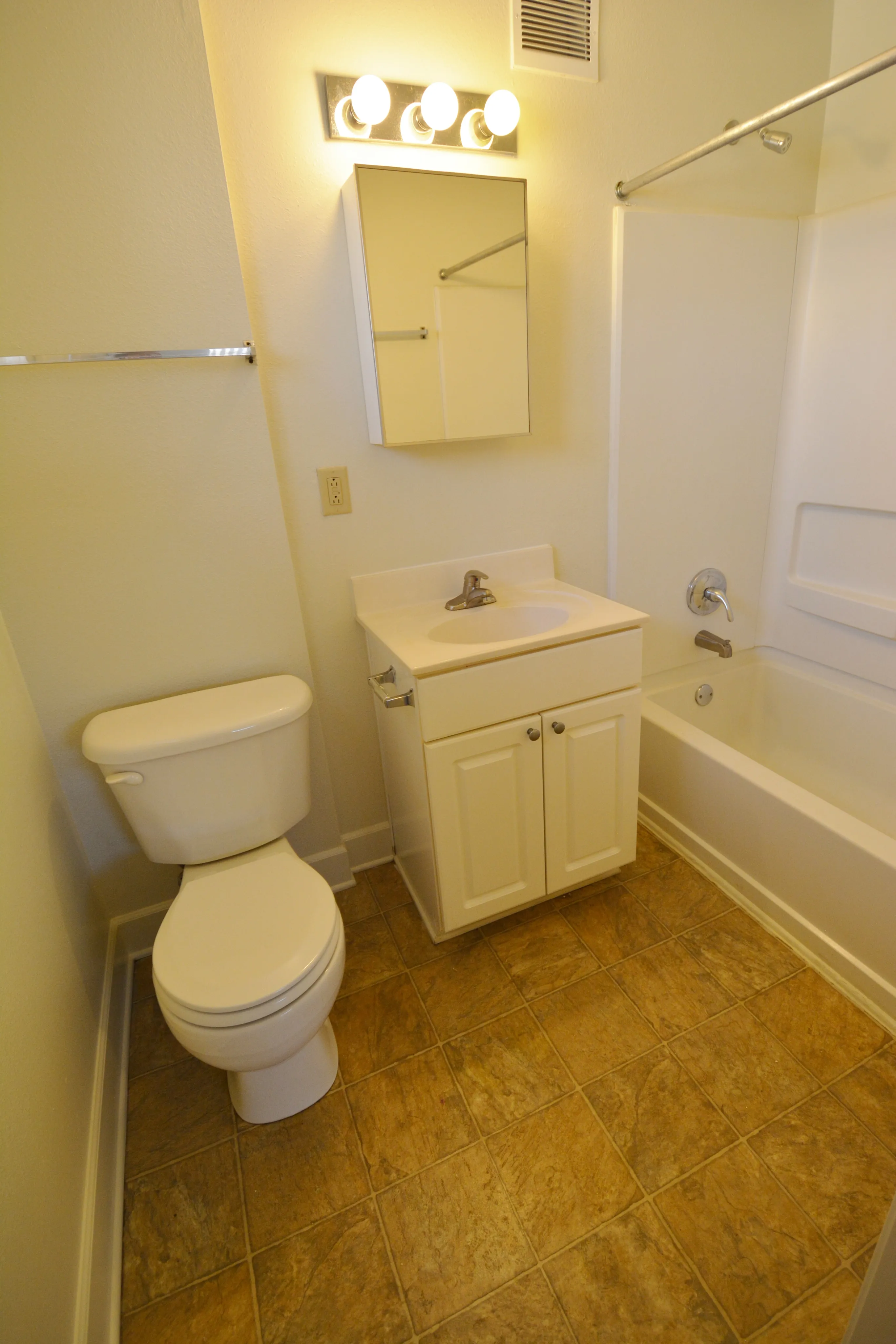 Spacious Bathroom | Fort Campbell KY Apartment For Rent | Campbell Crossing