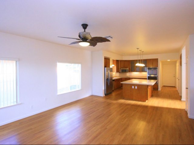 5-Bedroom Senior Officer Home on Tripler and Red Hill, family room off kitchen