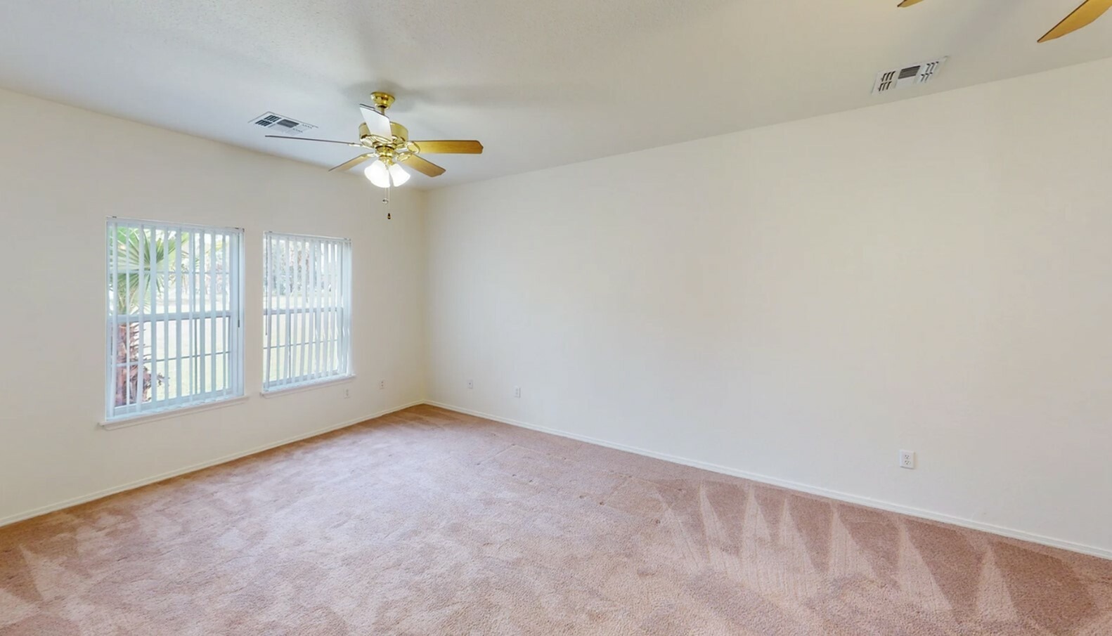 4 bedroom home l Beaufort SC area l rental homes near Port Royal l