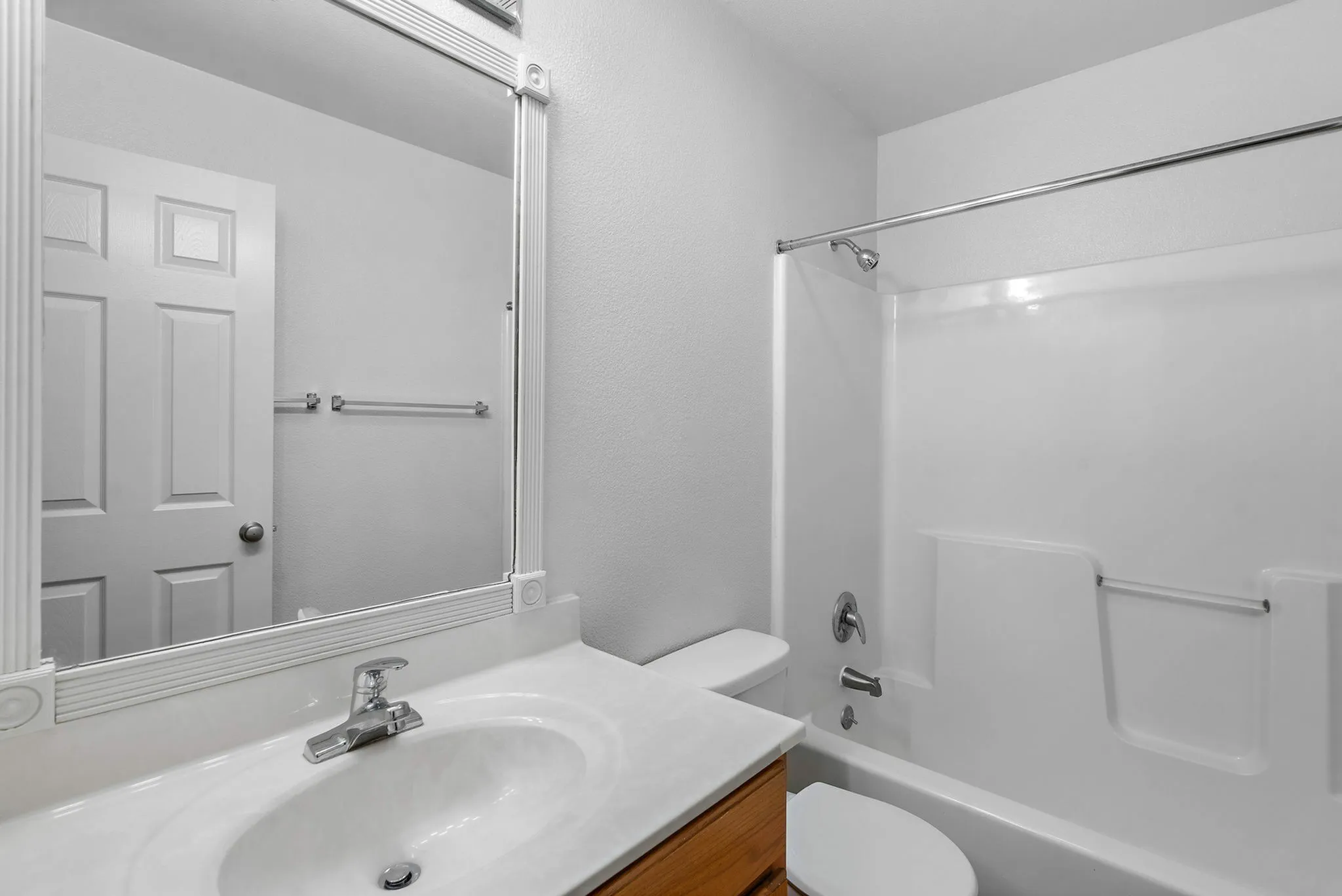 Bath offers large tub