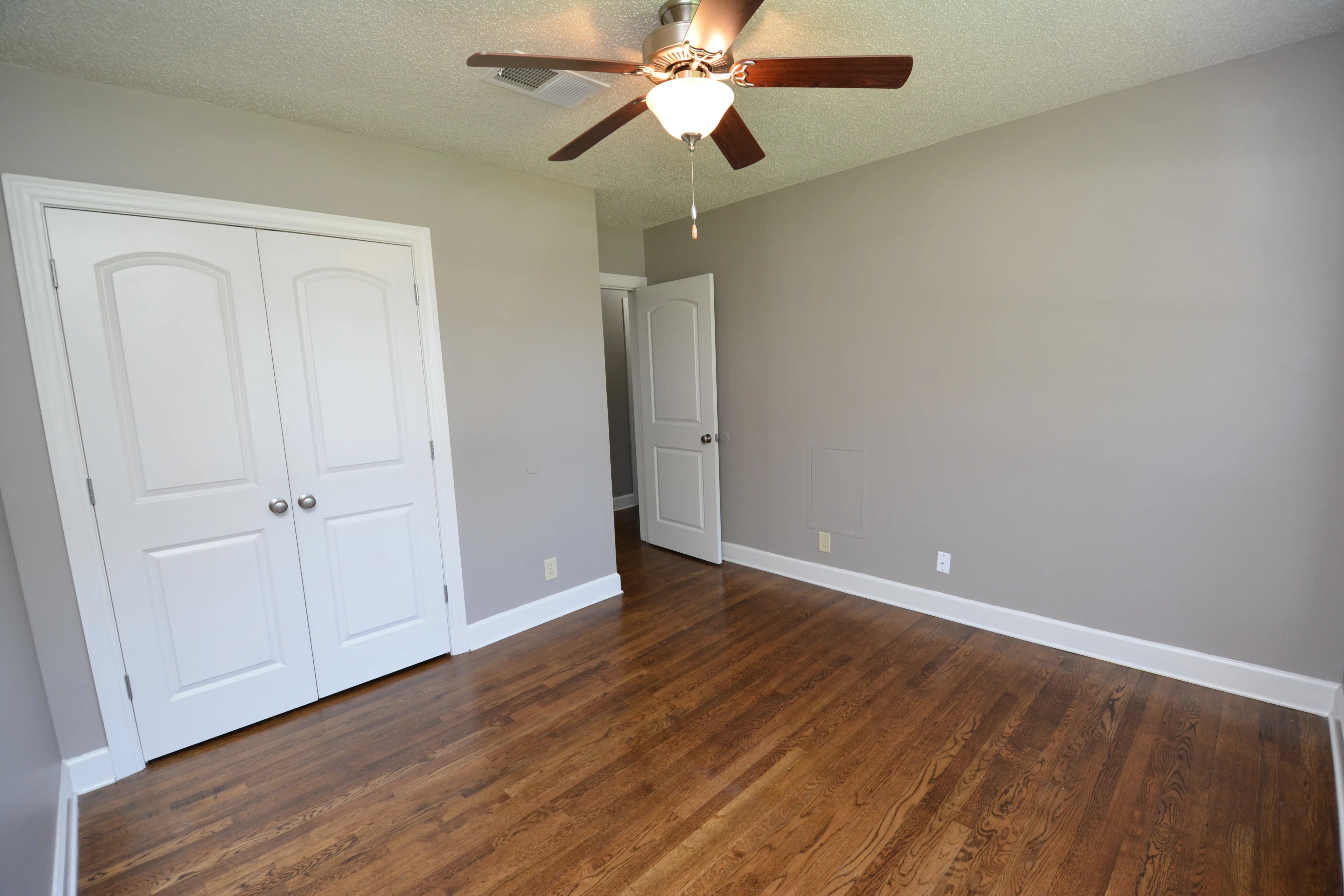 Campbell Crossing 4 bedroom renovated