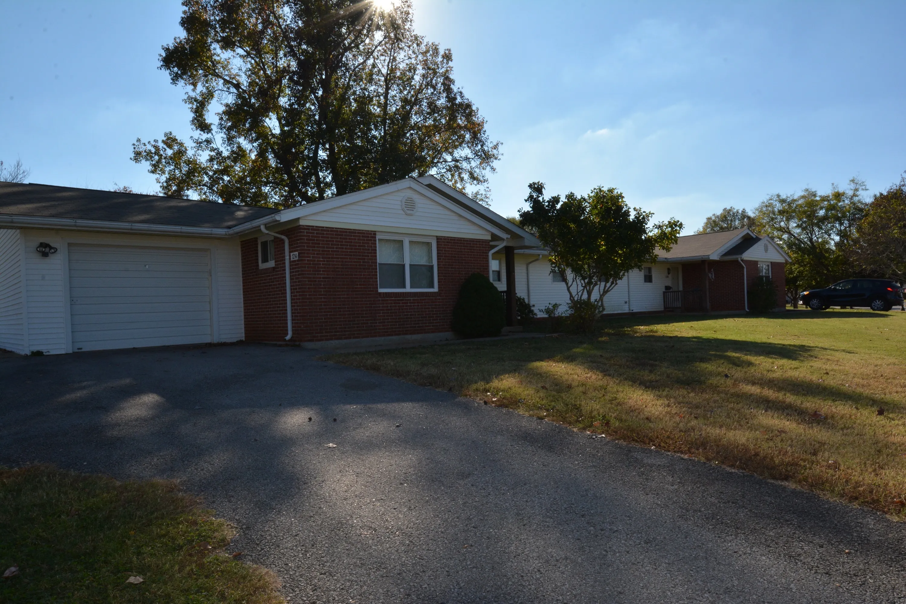 Campbell Crossing 2 bedroom renovated