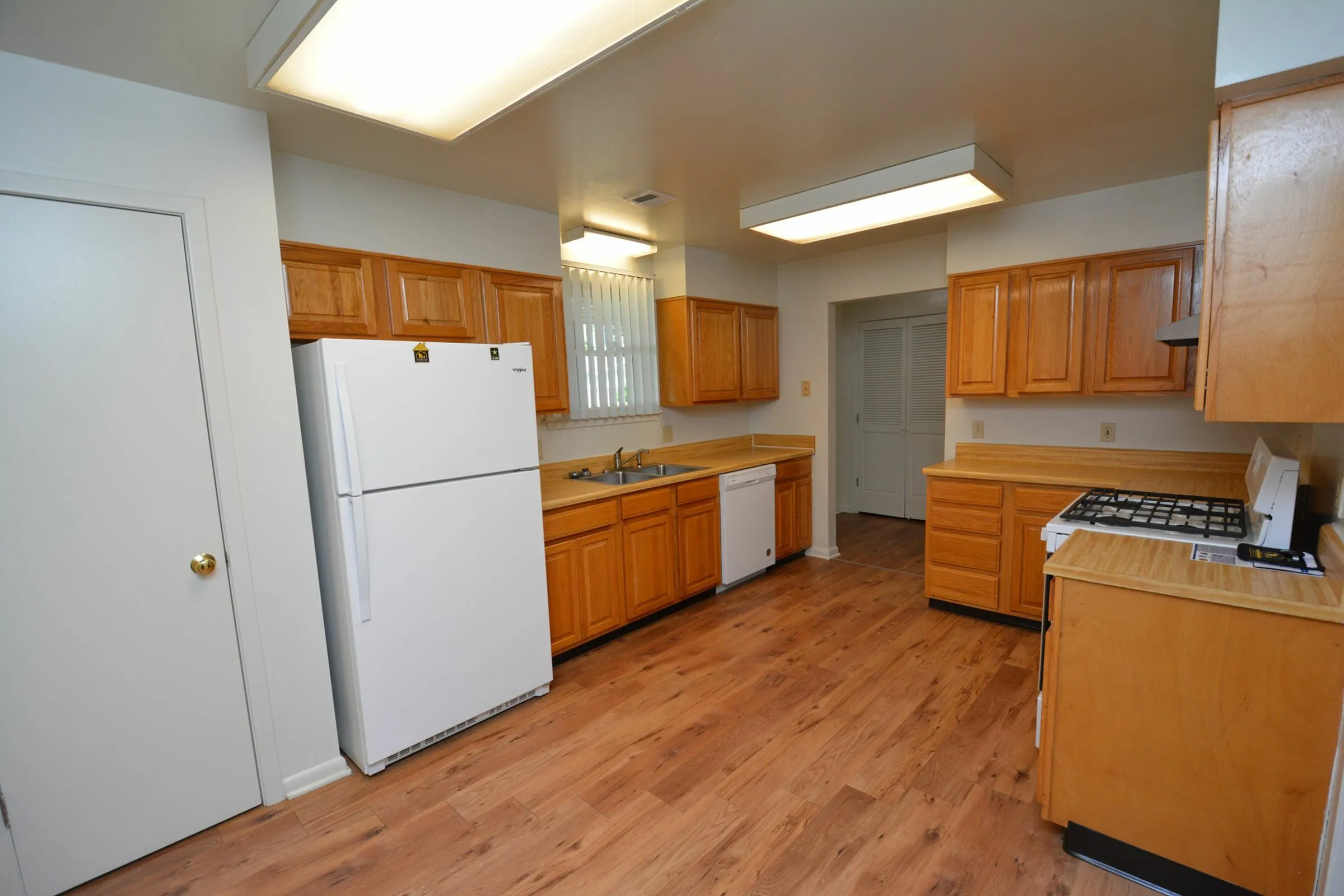 Campbell Crossing 2 bedroom renovated