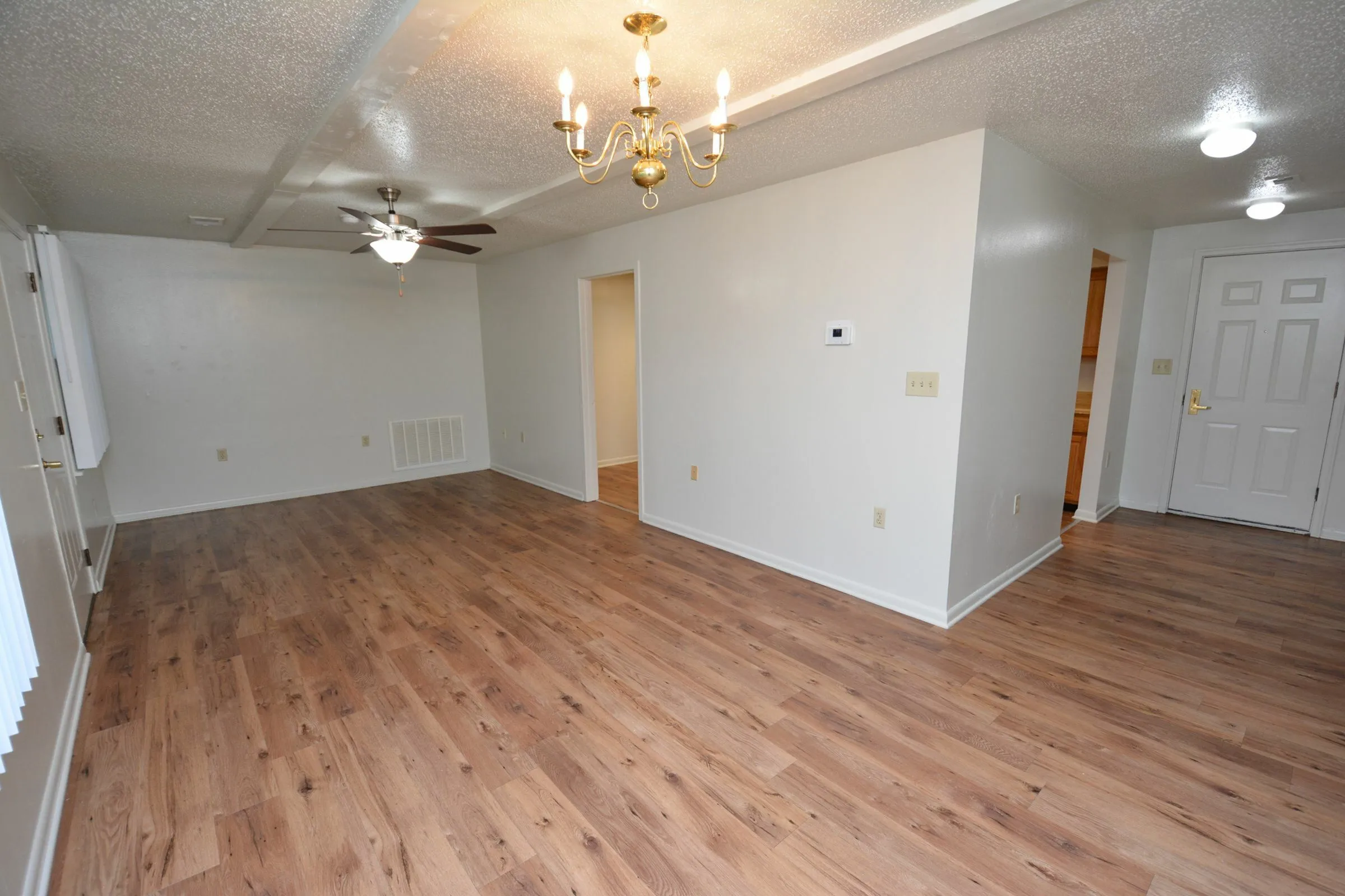 Campbell Crossing 2 bedroom renovated