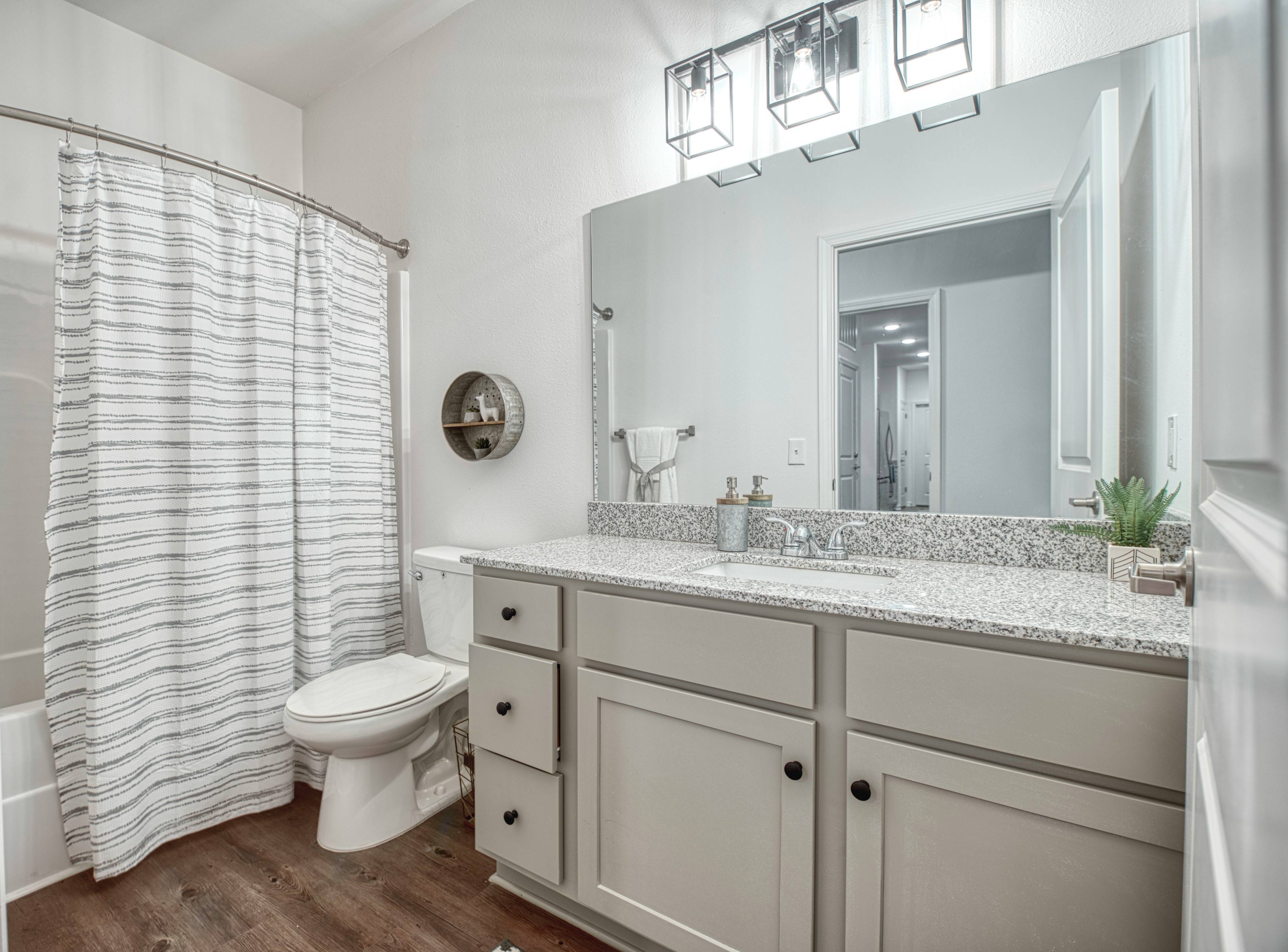 Modern Kitchen | Carrollton GA Apartment For Rent | Bellamy Carrollton