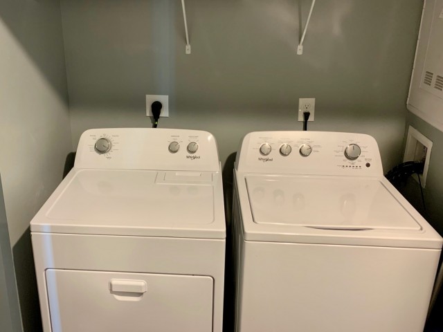 Image of Full-Size Washer & Dryer for Bellamy Daytona (new)