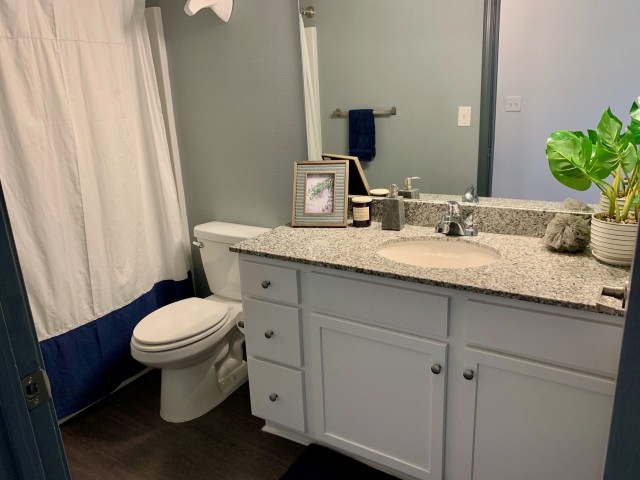 Image of Personal Bathrooms for Bellamy Daytona (new)