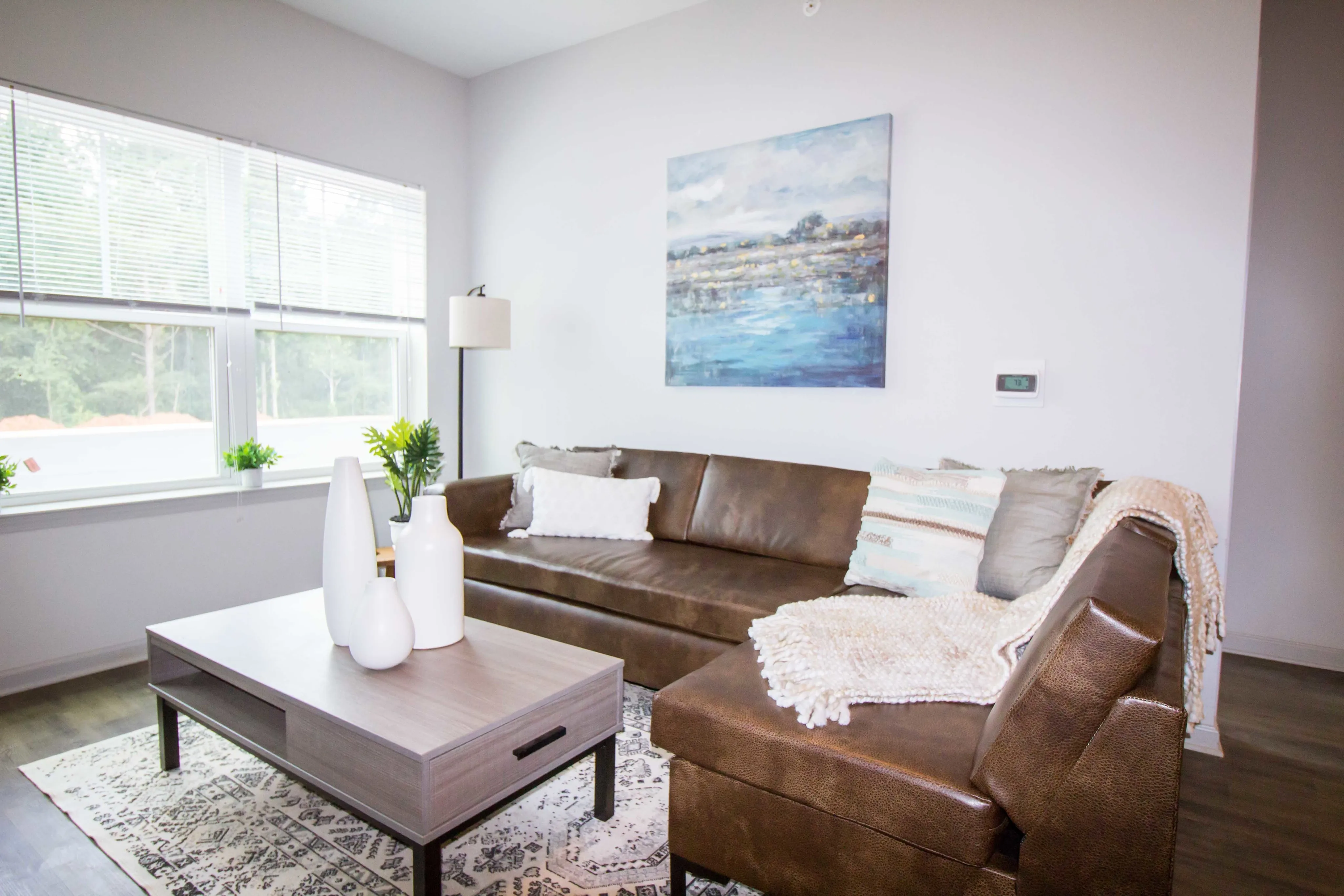 Spacious Living Room | Apartments in Florence, AL | Bellamy Florence