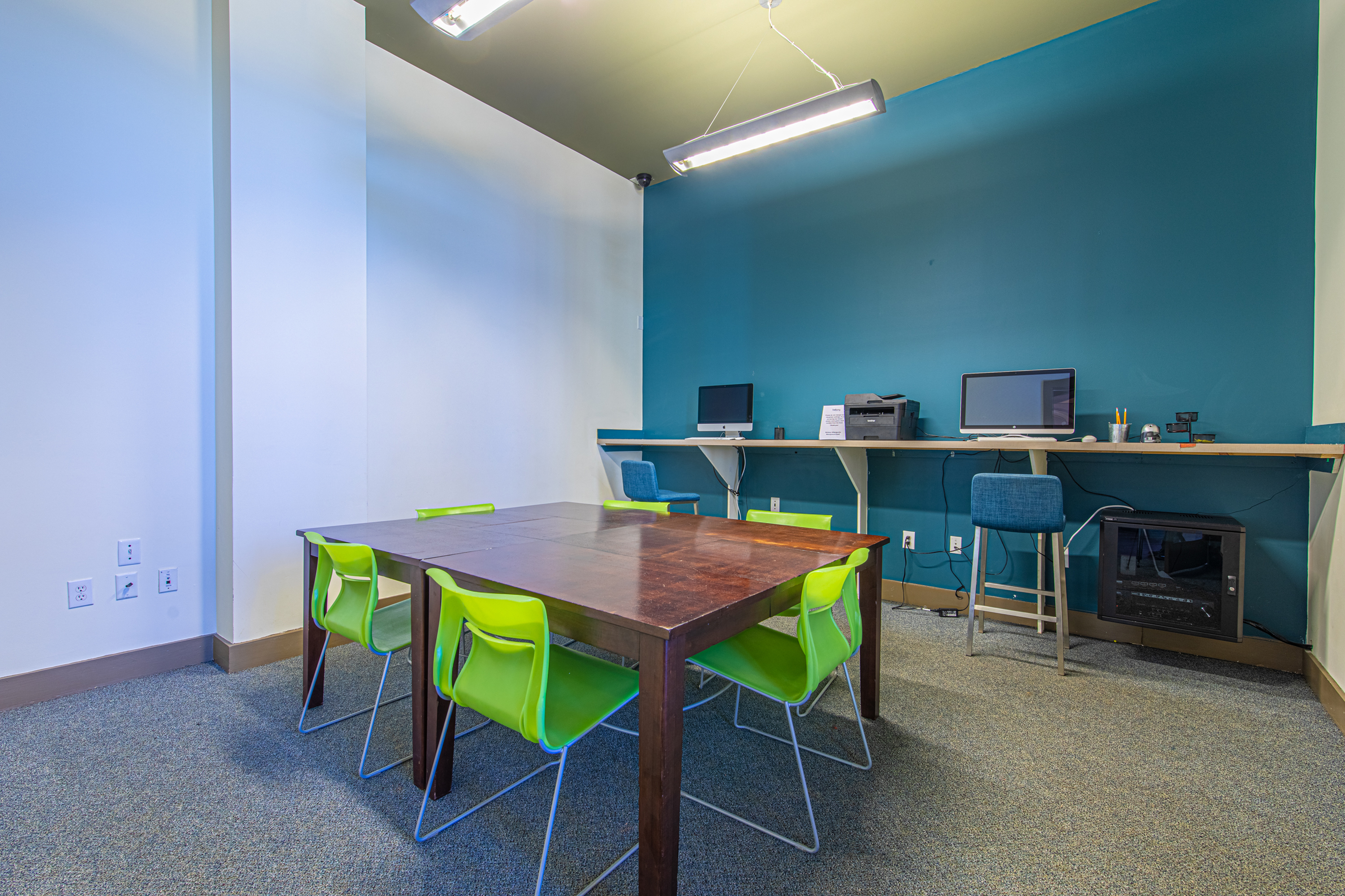 Image of 24- Hour Computer Tech Lab with printer for Bellamy Milledgeville