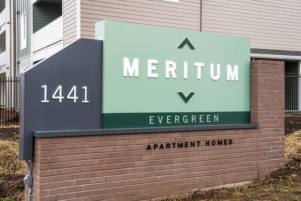 meritum evergreen apartment homes