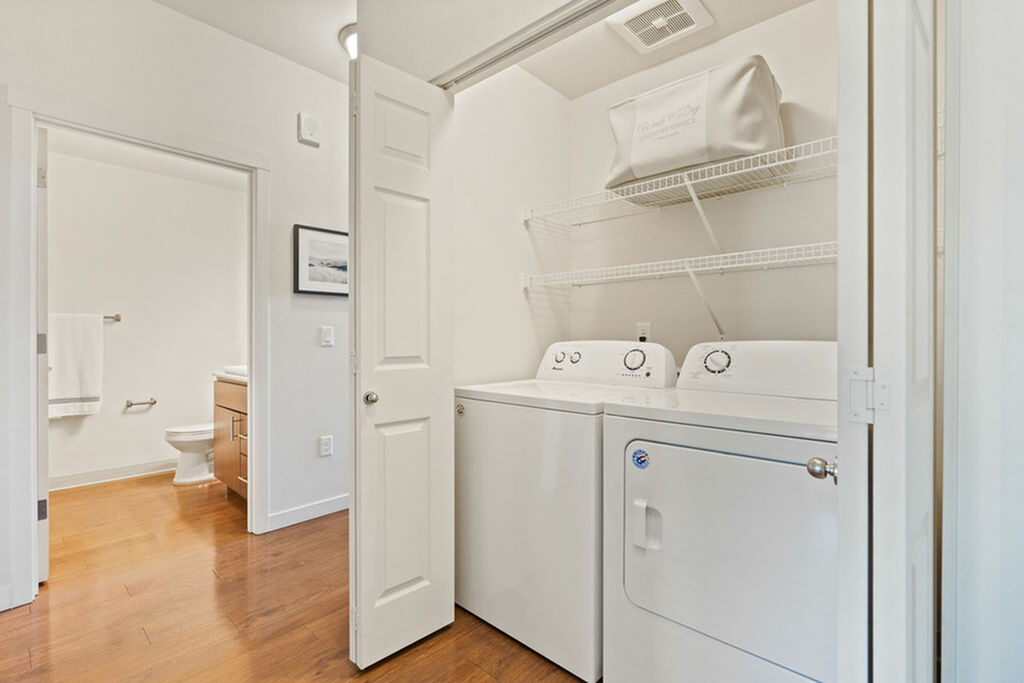 in-unit laundry