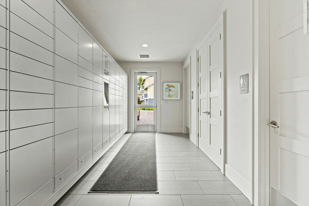 package lockers
