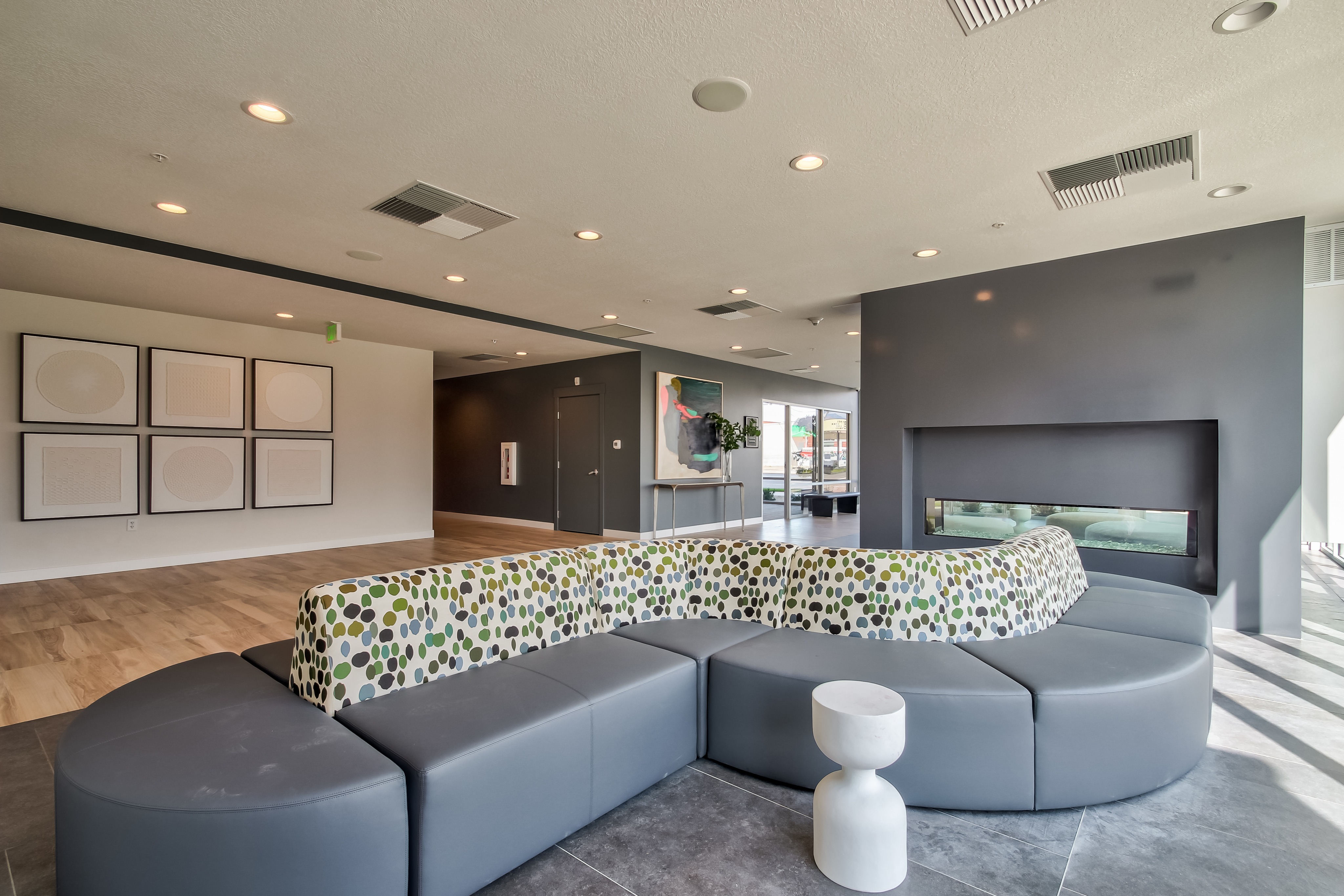 View Photos Moda Meadowbrook