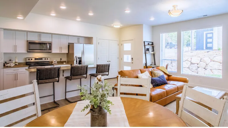 Moda Vista Apartment Interior
