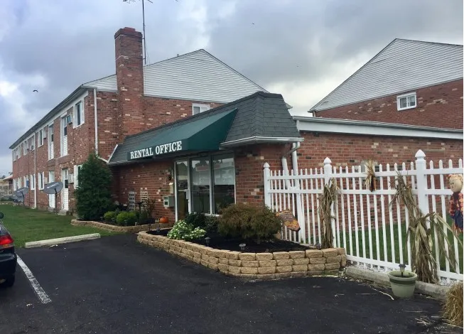 The Arbors on Main
