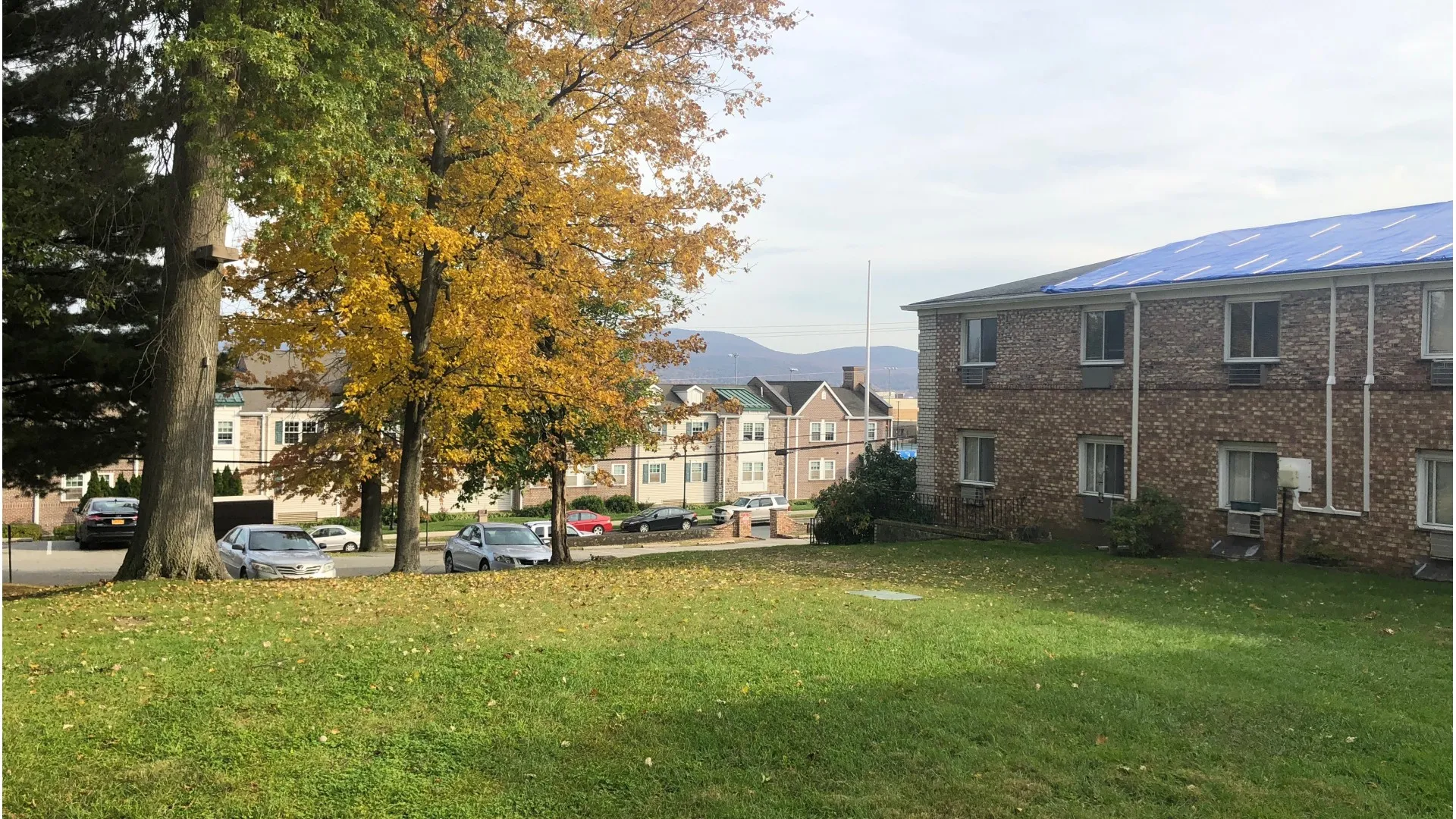 Chadwick Gardens Apartments