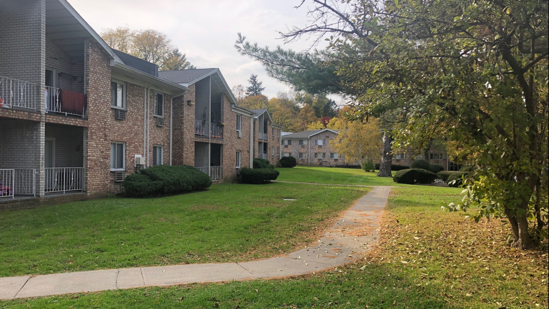 Chadwick Gardens Apartments