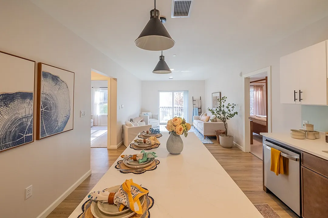 Monadnock Place - Elegant Dining Area