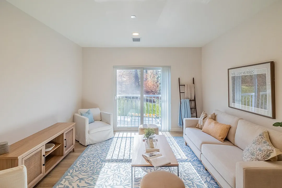 Monadnock Place - Bright Living Room