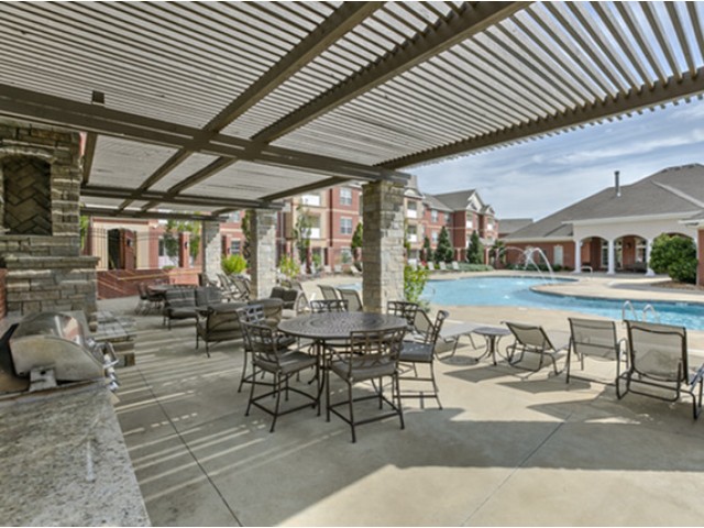 Image of Grilling Area for Hunters' Ridge Apartments