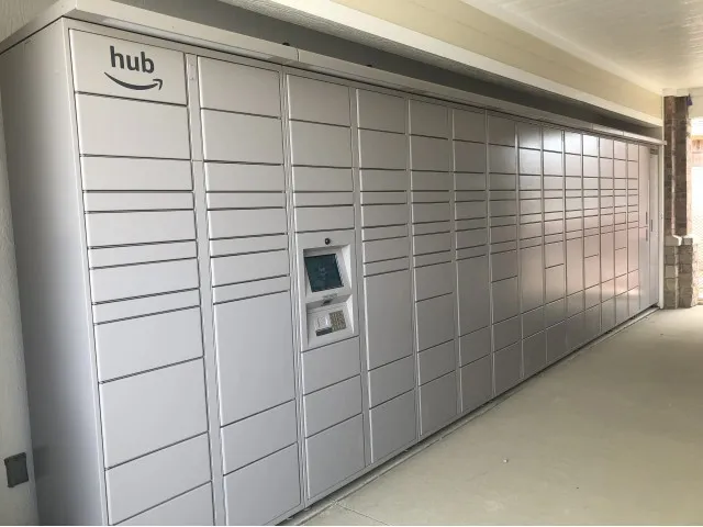 Amazon Hub