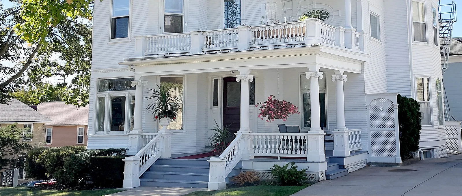 A photo of the building's exterior
