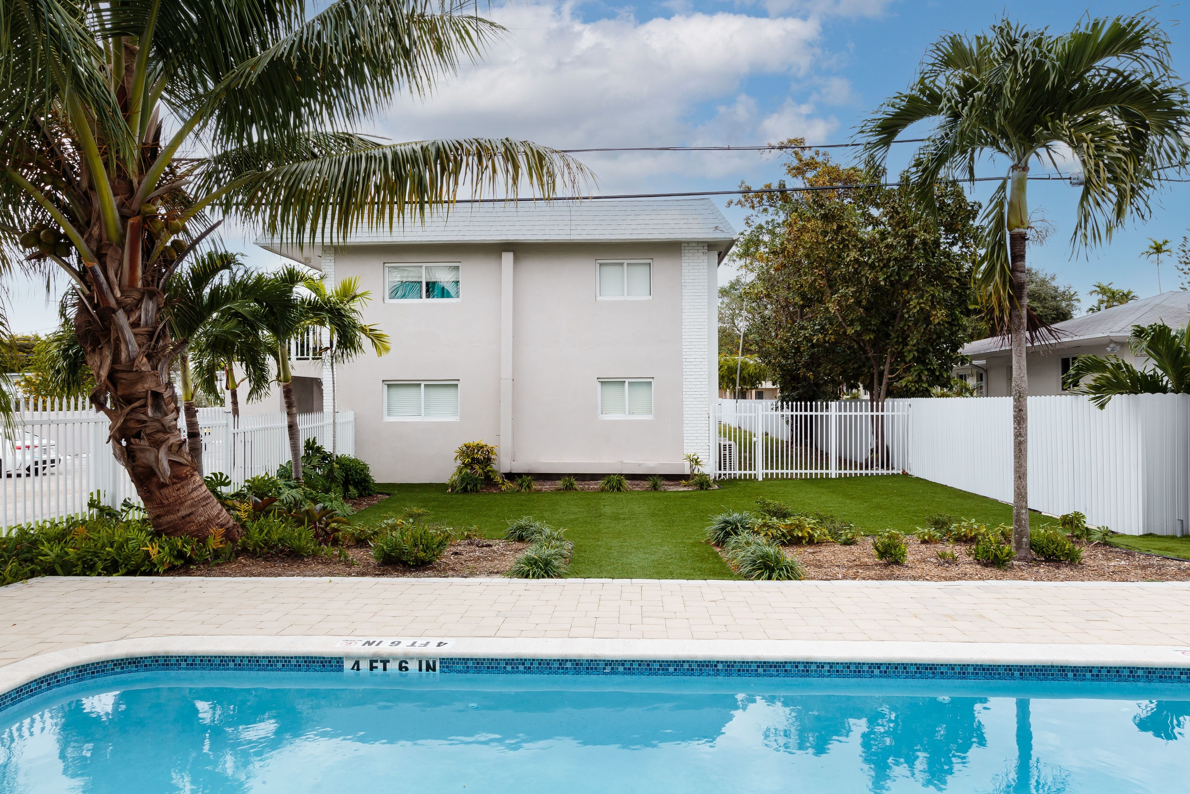Amenities | Miami Shores Apartment Homes | Luxury Apts In Miami | 2 ... - Luxury Amenities Miami Apartments